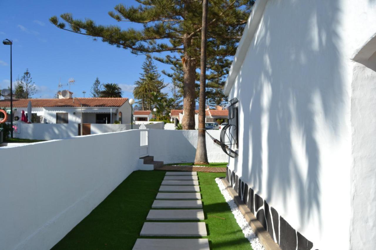 White Exclusive Bungalow. 2 Rooms, Garden & Pool. Maspalomas  Bagian luar foto